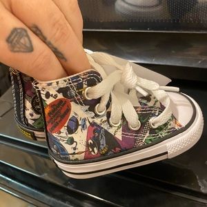 Converse baby marvel